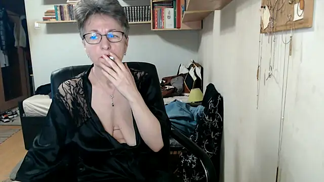 katemodel online show from October 18, 2025, 5:21 am