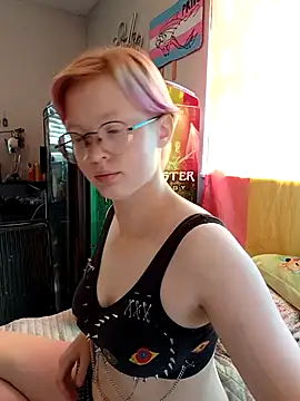 Snapshot of JennaFluid chatting on July 16, 2026, 9:32 pm JennaFluid online show from July 16, 2026, 9:32 pm