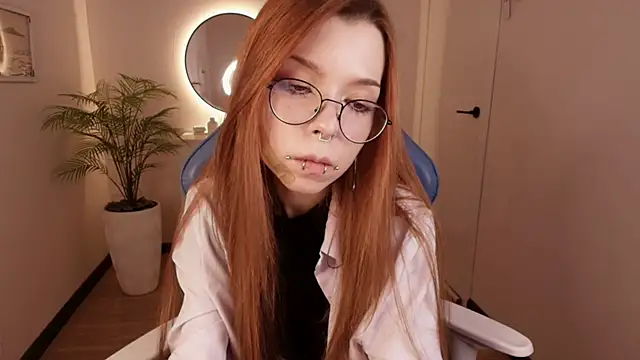 PinkAn8el online show from February 19, 2026, 3:02 am