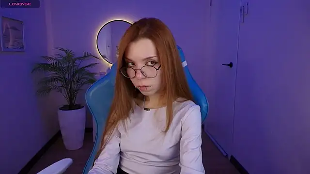 PinkAn8el online show from February 25, 2026, 3:05 am