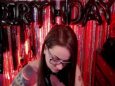  MissJaneWarren  online show from July 9, 2026, 4:16 am