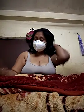 Snapshot of Curvy_Trisha chatting on February 2, 2026, 11:42 am Curvy Trisha online show from February 2, 2026, 11:42 am