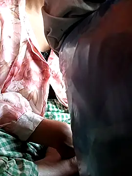 Chacha-ko online show from April 13, 2026, 2:28 am