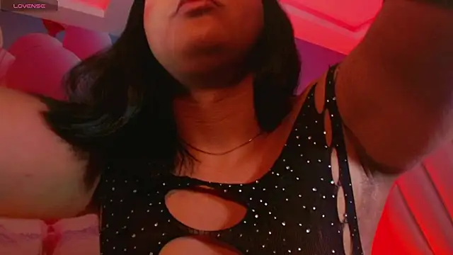 Maia Hotts online show from March 11, 2026, 11:27 am