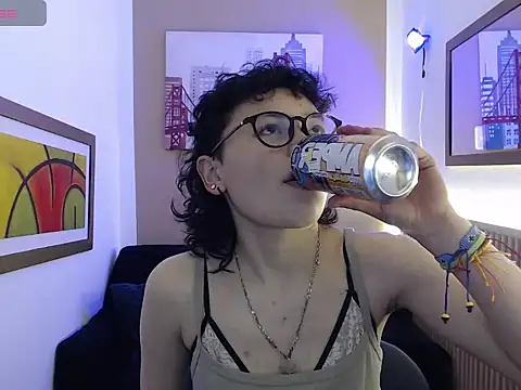 samantta ink online show from February 25, 2026, 1:43 pm