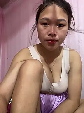 Emxinhka1 online show from May 20, 2026, 9:10 pm