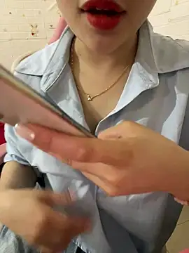 Snapshot of Moe-moex chatting on July 11, 2026, 7:11 am Moe-moex online show from July 11, 2026, 7:11 am