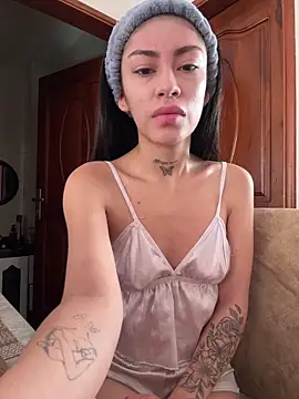 Bonny Eva online show from February 6, 2026, 3:59 pm