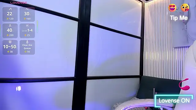 Snapshot of VenusColeman_ chatting on February 6, 2026, 8:56 pm VenusColeman online show from February 6, 2026, 8:56 pm