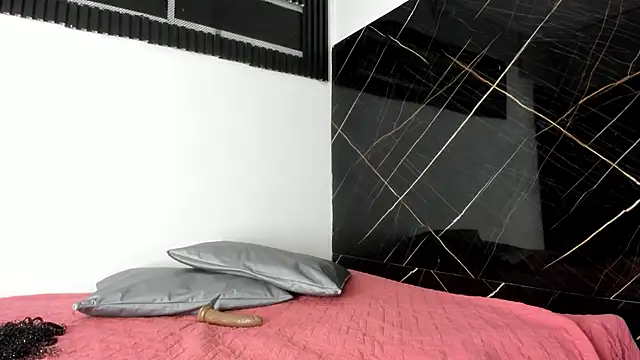 Bonniie 23 online show from February 21, 2026, 4:24 am