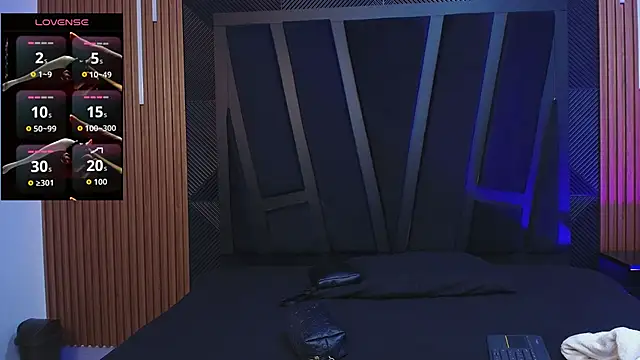 Snapshot of Hanna_Becker_ chatting on February 18, 2026, 11:28 am Hanna Becker online show from February 18, 2026, 11:28 am