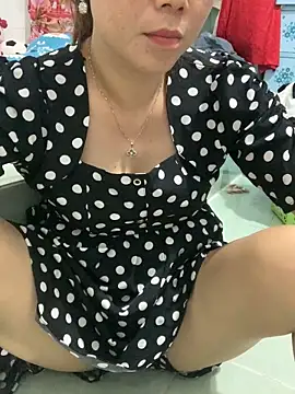 Snapshot of Baby-lovely69 chatting on February 22, 2026, 8:02 am Baby-lovely69 online show from February 22, 2026, 8:02 am