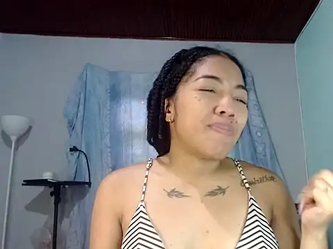 Sexy Supermomm online show from March 5, 2026, 9:55 pm