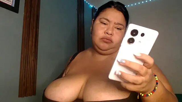 Snapshot of katalina_gomez6921 chatting on July 13, 2026, 10:56 pm katalina gomez6921 online show from July 13, 2026, 10:56 pm