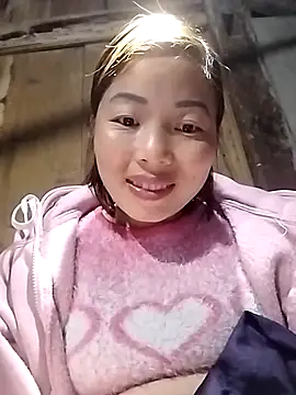 Snapshot of Ella-aa chatting on February 9, 2026, 12:53 pm Ella-aa online show from February 9, 2026, 12:53 pm