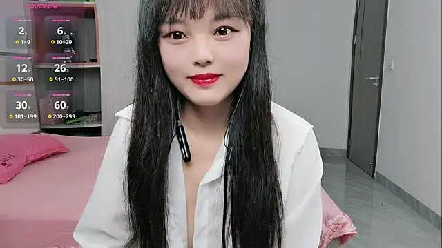 xianxian-baby online show from February 23, 2026, 7:33 pm