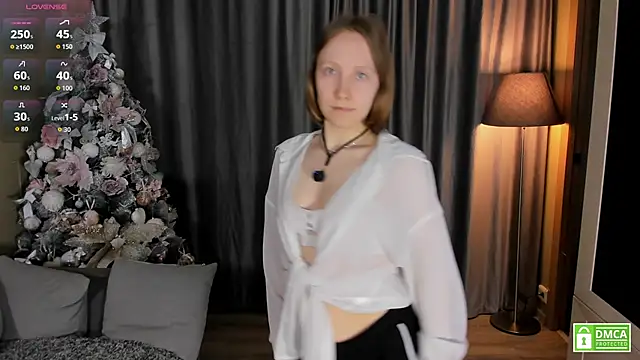 Cutie Ellis online show from April 20, 2026, 4:48 am