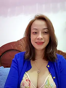 Snapshot of Baby-bigboobs2026 chatting on February 5, 2026, 8:35 pm Baby-bigboobs2026 online show from February 5, 2026, 8:35 pm