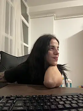 LuxxuryAnne online show from January 31, 2026, 9:13 pm