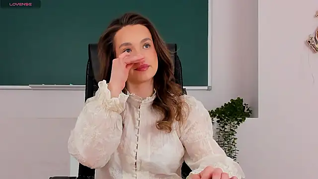 AlissaMilee online show from March 28, 2026, 3:06 am