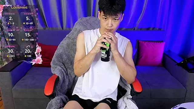 XanneLL online show from February 17, 2026, 2:02 pm