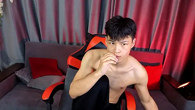 XanneLL online show from February 20, 2026, 1:33 pm