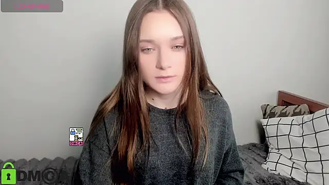 Snapshot of Elina_X chatting on May 8, 2026, 1:05 pm Elina X online show from May 8, 2026, 1:05 pm