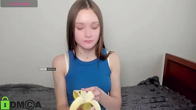 Snapshot of Elina_X chatting on May 21, 2026, 1:51 pm Elina X online show from May 21, 2026, 1:51 pm