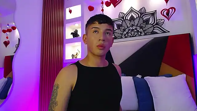 Snapshot of Fancy_Vixen chatting on February 17, 2026, 3:25 am Fancy Vixen online show from February 17, 2026, 3:25 am