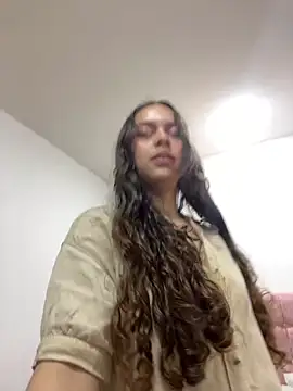 Annie bonnie  online show from March 16, 2026, 11:14 am