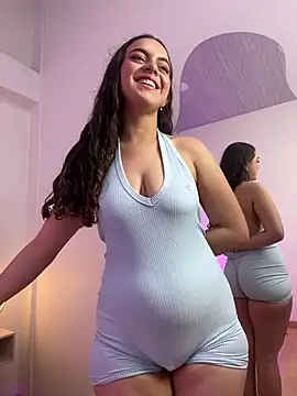 Annie bonnie  online show from July 6, 2026, 3:03 pm
