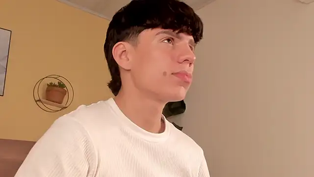 Angel eros  online show from February 22, 2026, 12:36 pm