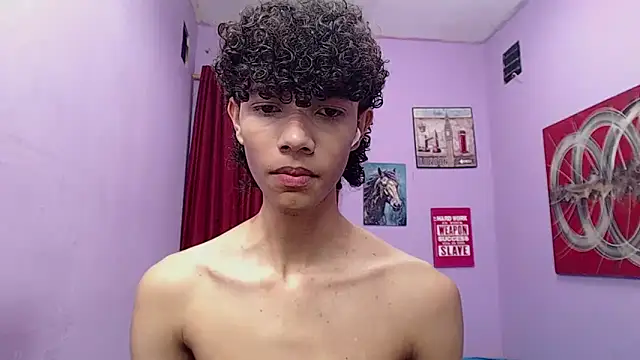 bigcock twinks online show from April 16, 2026, 7:47 pm