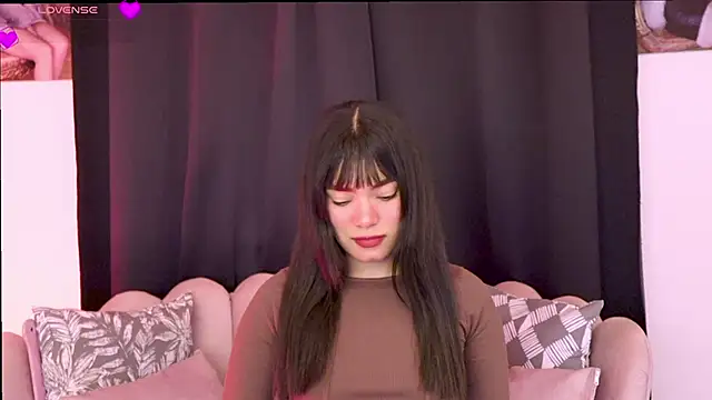 dakotacollins  online show from February 20, 2026, 12:51 am