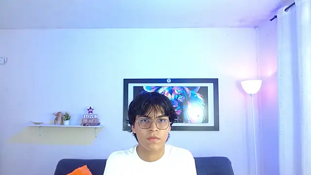 Maecum18 online show from February 11, 2026, 8:47 pm