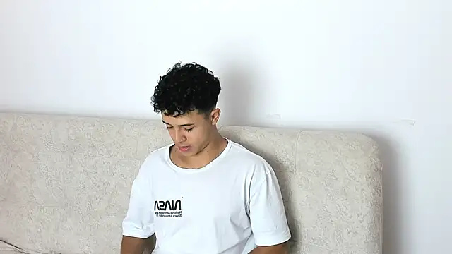 Snapshot of _Alex_Colton chatting on January 31, 2026, 10:08 pm Alex Colton online show from January 31, 2026, 10:08 pm