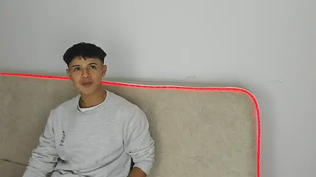  Alex Colton online show from May 14, 2026, 11:44 pm