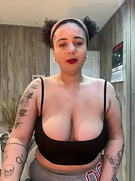 BabyChanntal online show from March 25, 2026, 11:55 pm