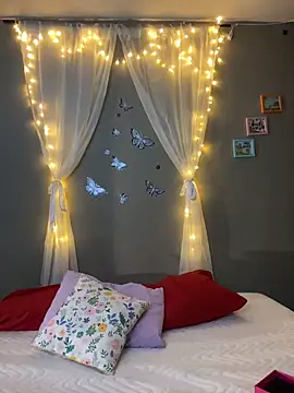 alisbloom online show from March 28, 2026, 5:07 am