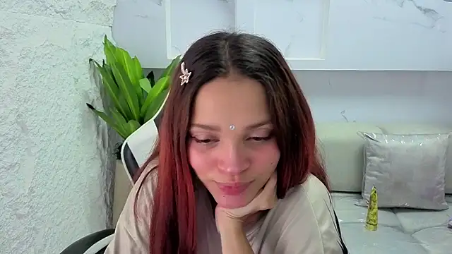 Snapshot of aurora_tp chatting on February 7, 2026, 2:15 am aurora tp online show from February 7, 2026, 2:15 am