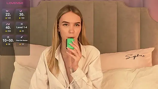 NikkiRyx online show from February 8, 2026, 3:59 pm