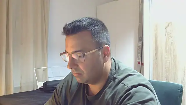 VanillaTime78-Jorge online show from May 13, 2026, 11:11 pm