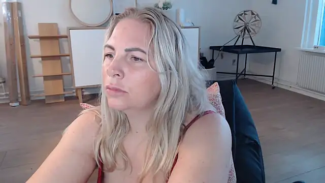 Amanda Norsk online show from March 24, 2026, 9:36 am