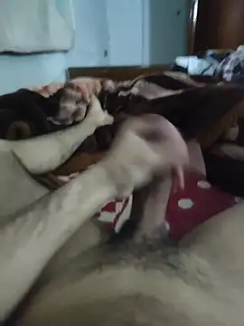 amirMohamed58 online show from April 15, 2026, 2:24 pm