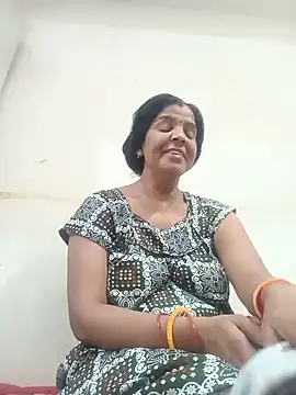 Snapshot of punamji_sexe chatting on May 25, 2026, 12:11 pm punamji sexe online show from May 25, 2026, 12:11 pm