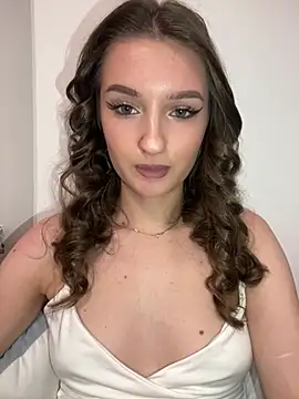 Snapshot of Green_eyes_lady chatting on February 7, 2026, 11:25 am Green eyes lady online show from February 7, 2026, 11:25 am