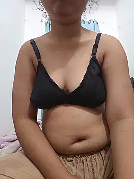 Sexy --2 online show from May 13, 2026, 1:36 am