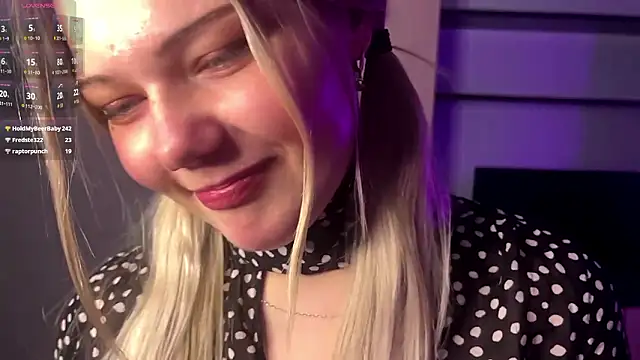 Velmiora online show from March 12, 2026, 4:02 pm