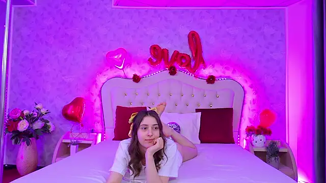 DreamyRosie online show from February 11, 2026, 12:54 pm