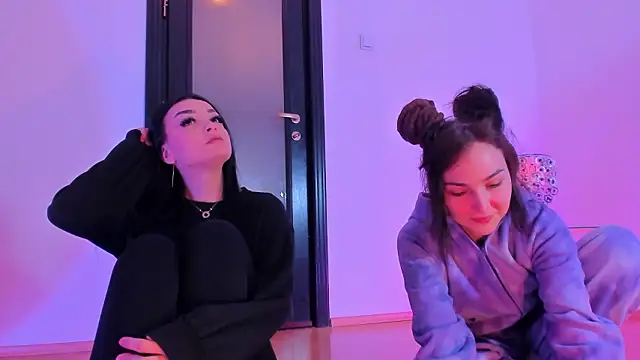 Peanaughty online show from February 10, 2026, 5:55 am